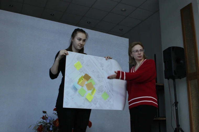 В Малоярославце обсудили проект благоустройства Центральной площади с жителями города.