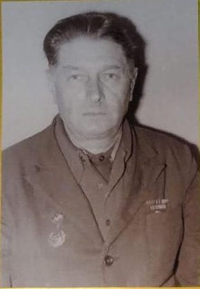 Лаптев Павел Васильевич 07.09.1924 - 10.07.2005 .