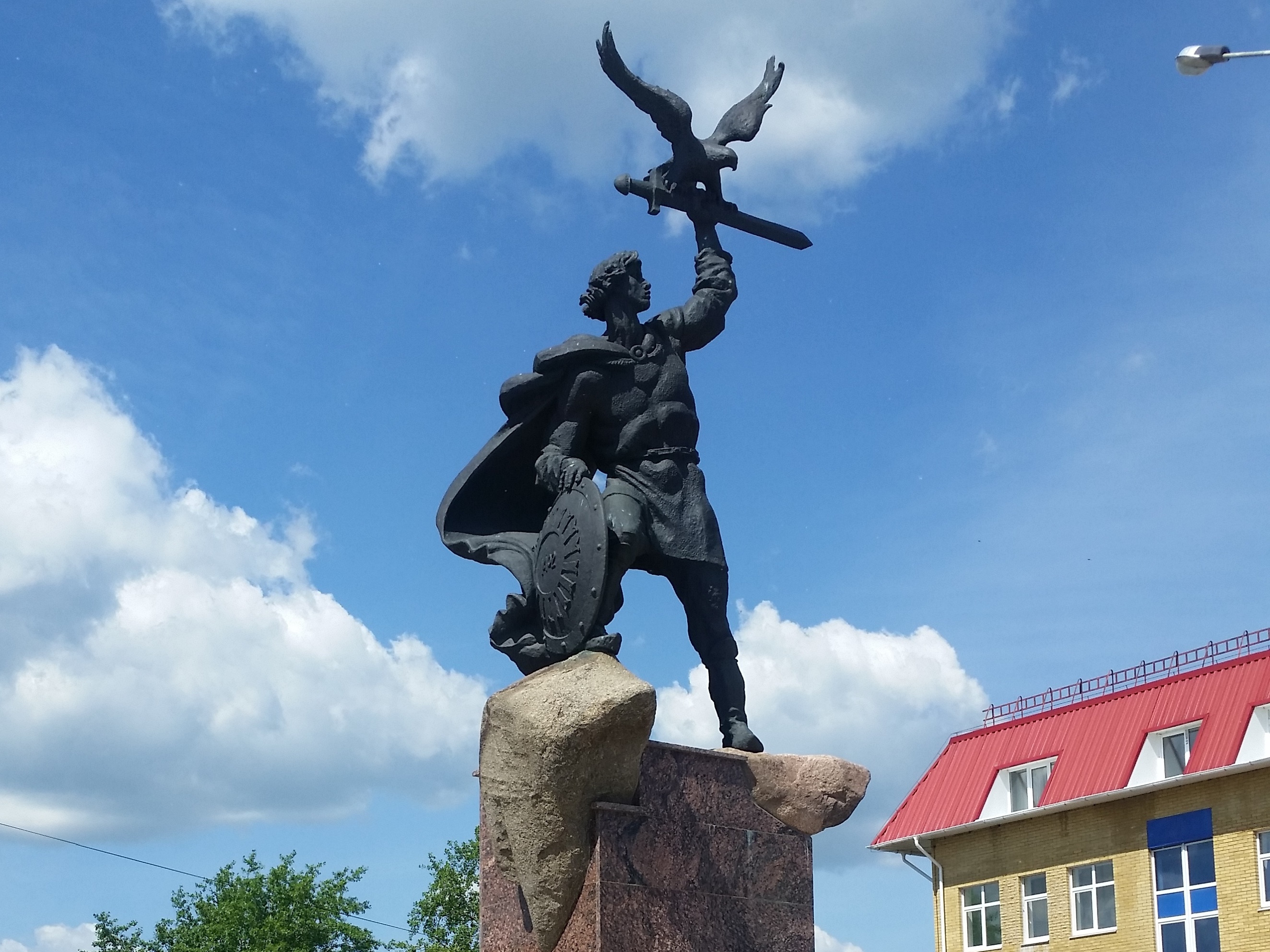 15 июля 1353 года родился основатель Малоярославца князь Владимир Андреевич Храбрый.